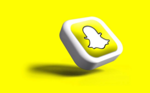 Read more about the article Snapchat Adds Watermark to AI-Generated Images