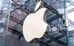 Read more about the article Apple Pushes Forward with Plans for AI Home Robot by 2027