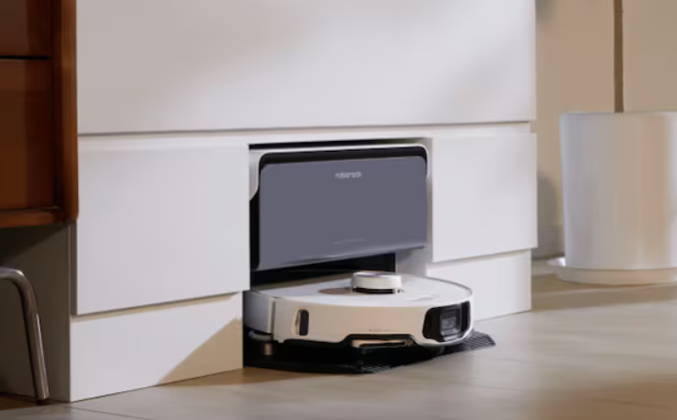 You are currently viewing Samsung’s AI Robot Vacuum Closes Gap with Roborock in Korea