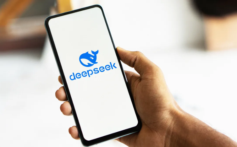 You are currently viewing Chinese AI App DeepSeek Tops Free Downloads in China, U.S.