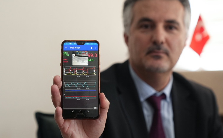 Read more about the article AI Tool Uses Voice to Detect Lung Cancer Early