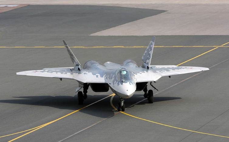 You are currently viewing Russia Shows Off New Su-57M1 Stealth Jet with AI Technology
